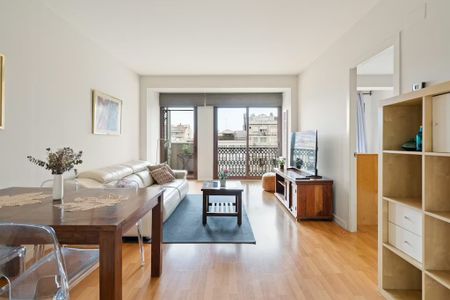 Carrer d'Aragó, Barcelona, Catalonia 08009 - Photo 2