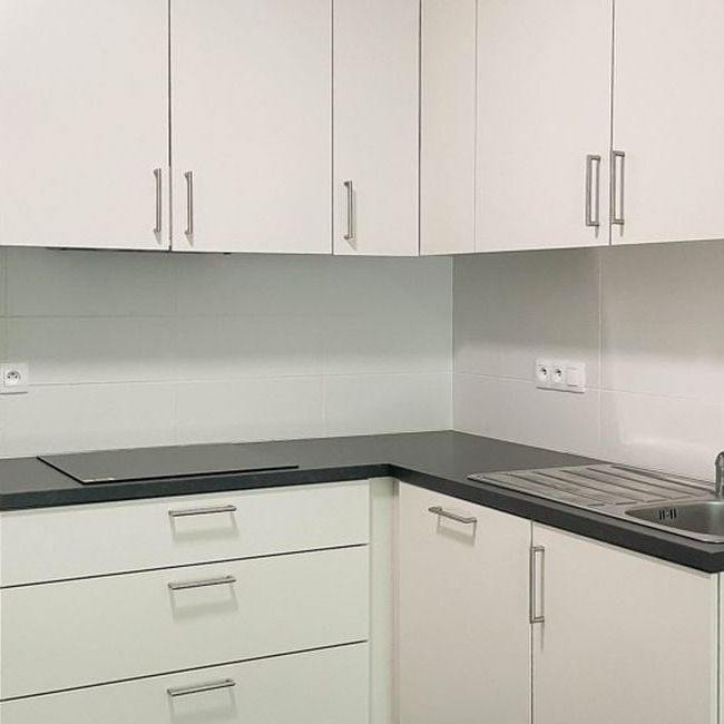 Appartement te huur in Koksijde voor € 780 met 1 slaapkamer - Photo 1