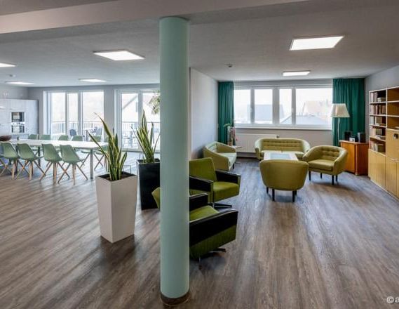 Mieten Sie ein gemütliches Zimmer in einer Senioren-Wohngemeinschaften „Am Taubenturm“ - Photo 1