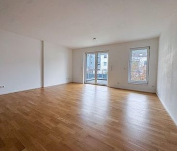 Barrierefreie 2-Zimmer-Wohnung mit Balkon in toller Lage! - Photo 1