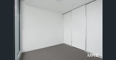 Stylish and Spacious Living - Photo 3