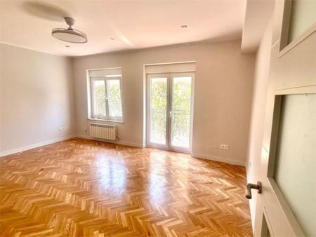 Piso de alquiler en Avenida de Portugal, 86, Salesas - Photo 4