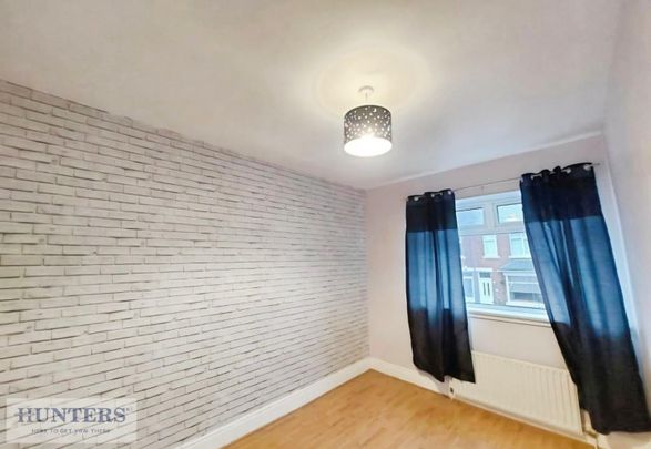 3 bedroom House To Let Total Size: 1131 SQ FT - Photo 1