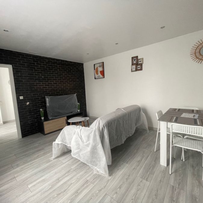 Location Appartement 2 pièces 42m² - Photo 1