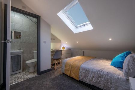 5 bedroom terraced house to rent - Photo 3