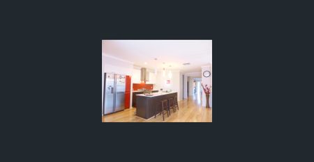 Outstanding in Every Way - Photo 5