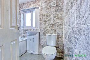 1 BEDROOM Maisonette - Photo 4