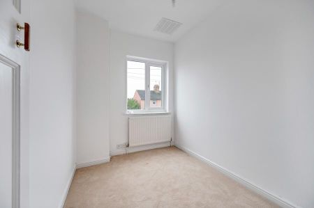 Fengate, Fengate, Peterborough, PE1 - Photo 4