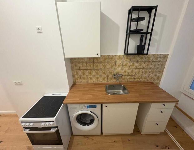 Frisch sanierte 1-Zimmer-Wohnung in Moabit! - Photo 1