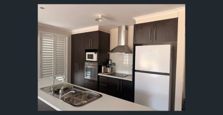 Fully furnished family home - Photo 3