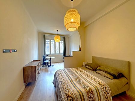 Location Appartement 1 pièce 33m² - Photo 2