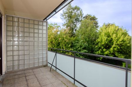 Single-Wohnung mit großem Balkon zum Entspannen und heller Einbauküche in Hattingen-Mitte - Photo 2