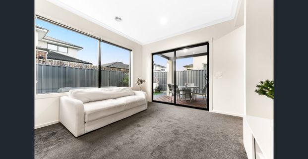 Beautiful family home in the Minta Estate! - Photo 1