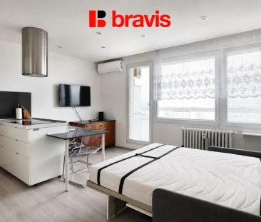 Pronájem bytu 1+kk, Brno - Nový Lískovec, ul. Oblá, Zařízený, Klima... - Fotografie 2