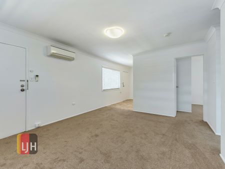 AIR CONDITIONED, 2 BEDROOM UNIT IN KEDRON - Photo 2