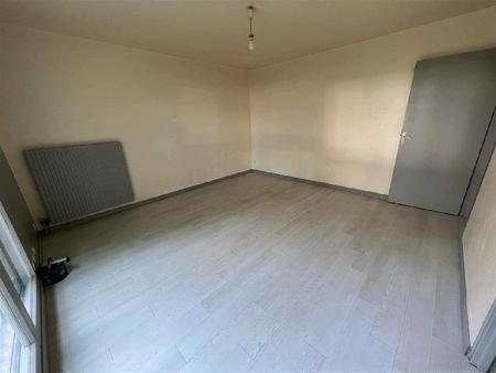 Location Appartement 1 pièce 29m² ROISSY EN FRANCE 95700 - Photo 4