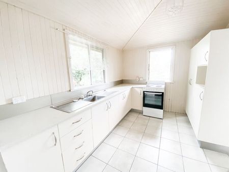 28 Hospital Road, 4560, Nambour Qld - Photo 3