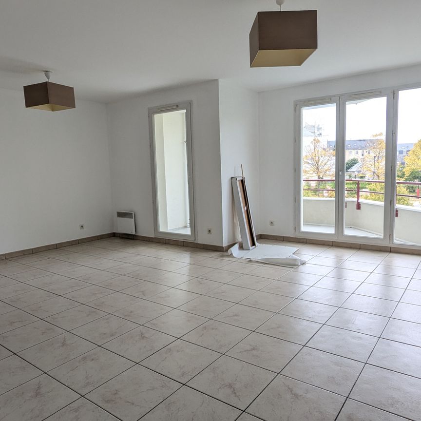 Location Appartement 3 pièces 74m² ORLEANS 45100 - Photo 1