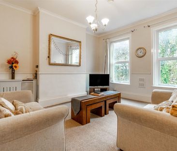 4 bed maisonette to rent in Chester Crescent, Sandyford, NE2 - Photo 1