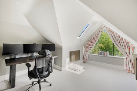 Rare Putney Home with Pool, Off-street Parking and Immaculate Interiors - Photo 3