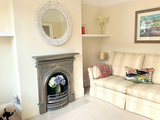 2 Bed Terraced House, Florence Road, SW19 - Photo 1