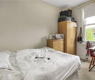 4 bedroom terraced house to rent - Photo 6