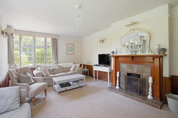 5 bedroom detached house to rent - Photo 1