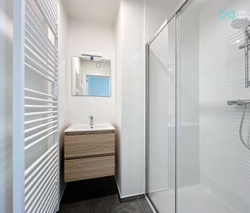 Appartement met drie slaapkamers in Schaarbeek - Photo 6