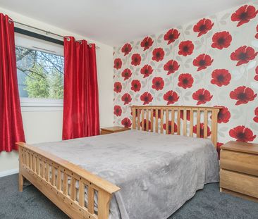 2240L Saughton Mains Terrace, Edinburgh, EH11 3NX - Photo 1