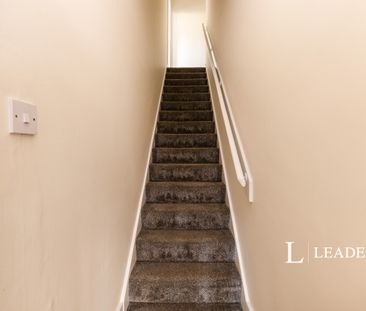 3 bedroom apartment to rent Piper Road, Kingston Upon Thames, KT1 - Photo 1