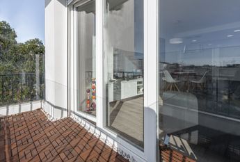 APARTAMENTO T3 MOBILADO EM CARNAXIDE