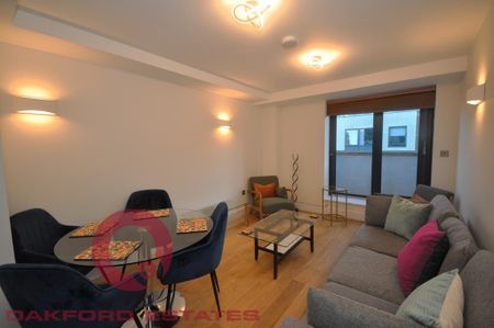 3 bedroom apartment to rent - Photo 2