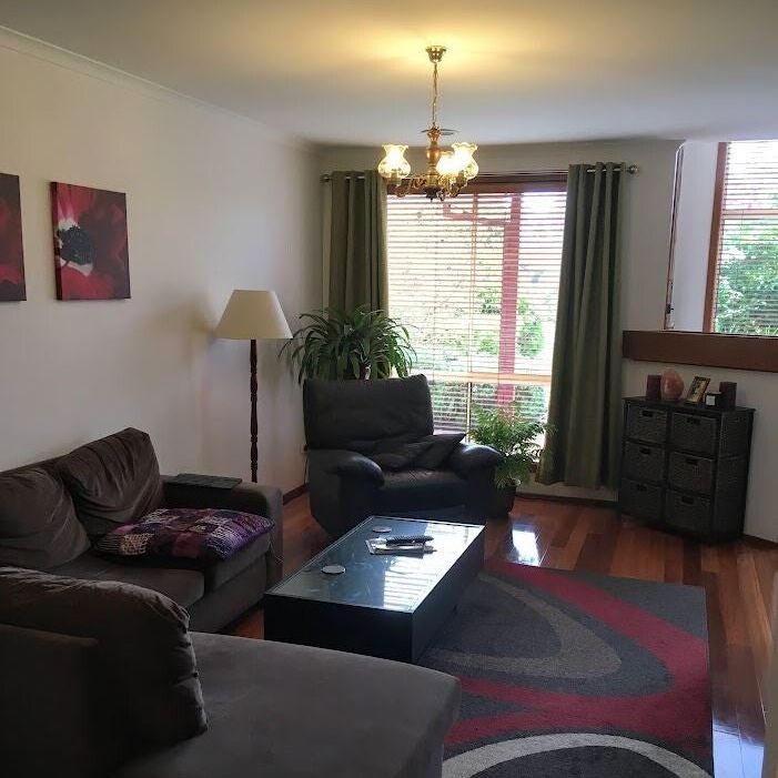 Altona Meadows - Photo 1