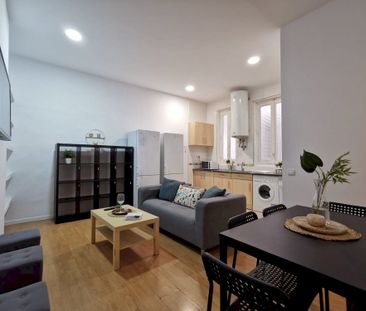 Incredible single room in Preciados - Photo 5