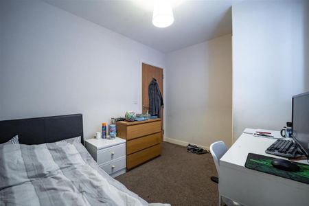 10 bedroom house to rent - Photo 5