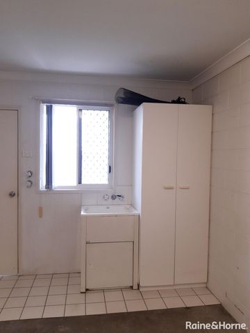 2 BEDROOM UNIT SOUTH MACKAY - Photo 5