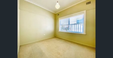 3 BEDROOM HOME LOCATED NORTH TAMWORTH - Photo 3