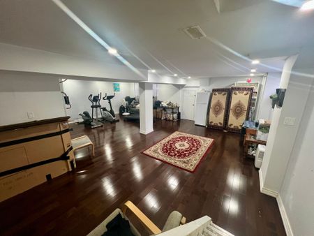 For Lease - 1024 Ogden Avenue, Mississauga, Ontario - Photo 4