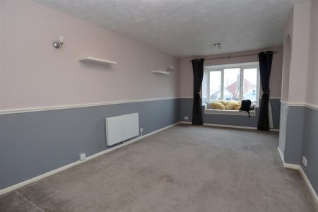 Lovat Mead, St. Leonards-On-Sea - Photo 4