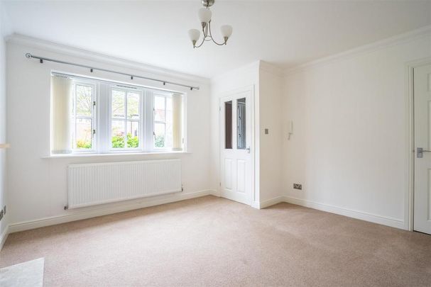 3 bedroom townhouse to rent - Photo 1