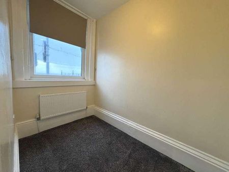 The Promenade, Blackpool, FY1 - Photo 2