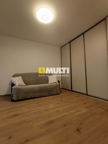 Wynajem - 2 przestronne pokoje po remoncie - Photo 2