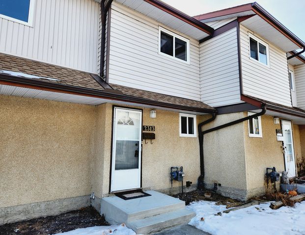 2313 - 139 Avenue NW | 2313 139 Avenue NW, Edmonton - Photo 1