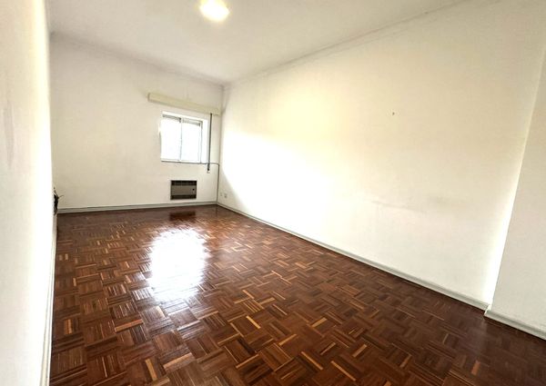 1 bedroom flat with equipped kitchen in the centre of Coimbra!