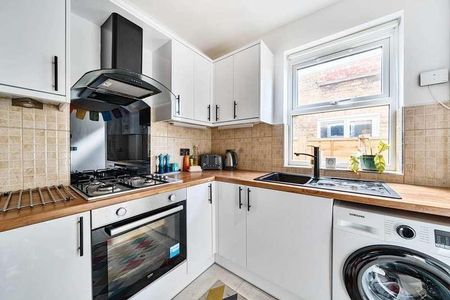 Sellincourt Road, Tooting Broadway, SW17 - Photo 4