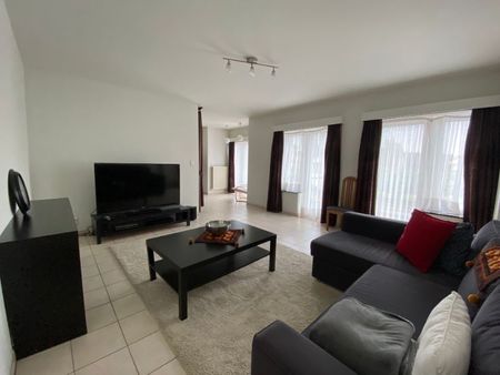 Ruim duplexappartement met 3 slaapkamers - Photo 3