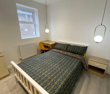 1 bedroom in a house share to rent - Photo 4