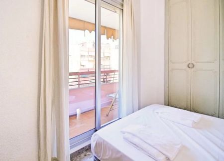 Carrer de Xalans, Valencia, Valencian Community 46022 - Photo 4