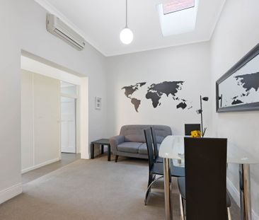 22 Raglan Street, South Melbourne VIC 3205 - House For Rent | Domain - Photo 2