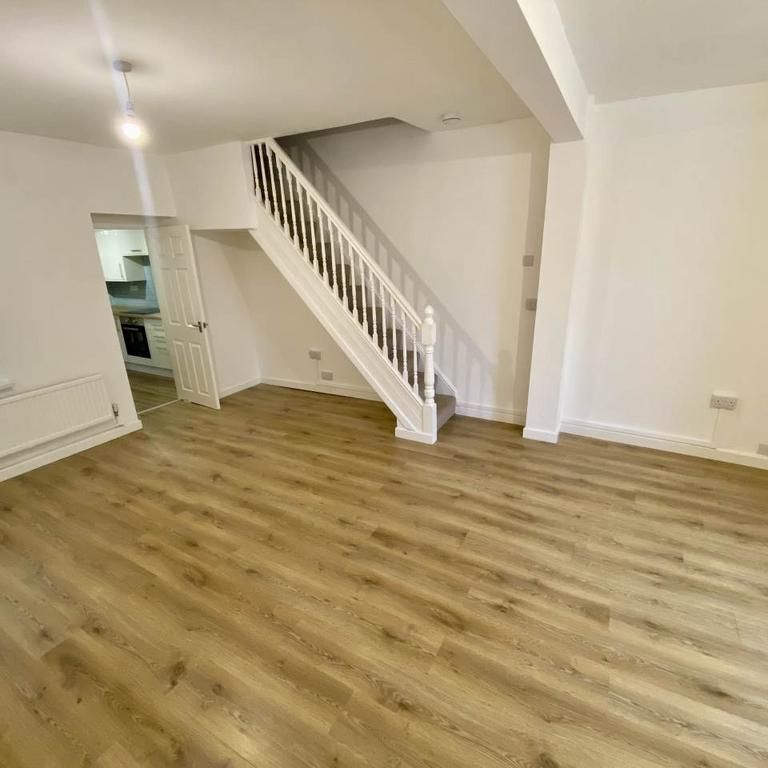 3 bedroom house to rent - Photo 1